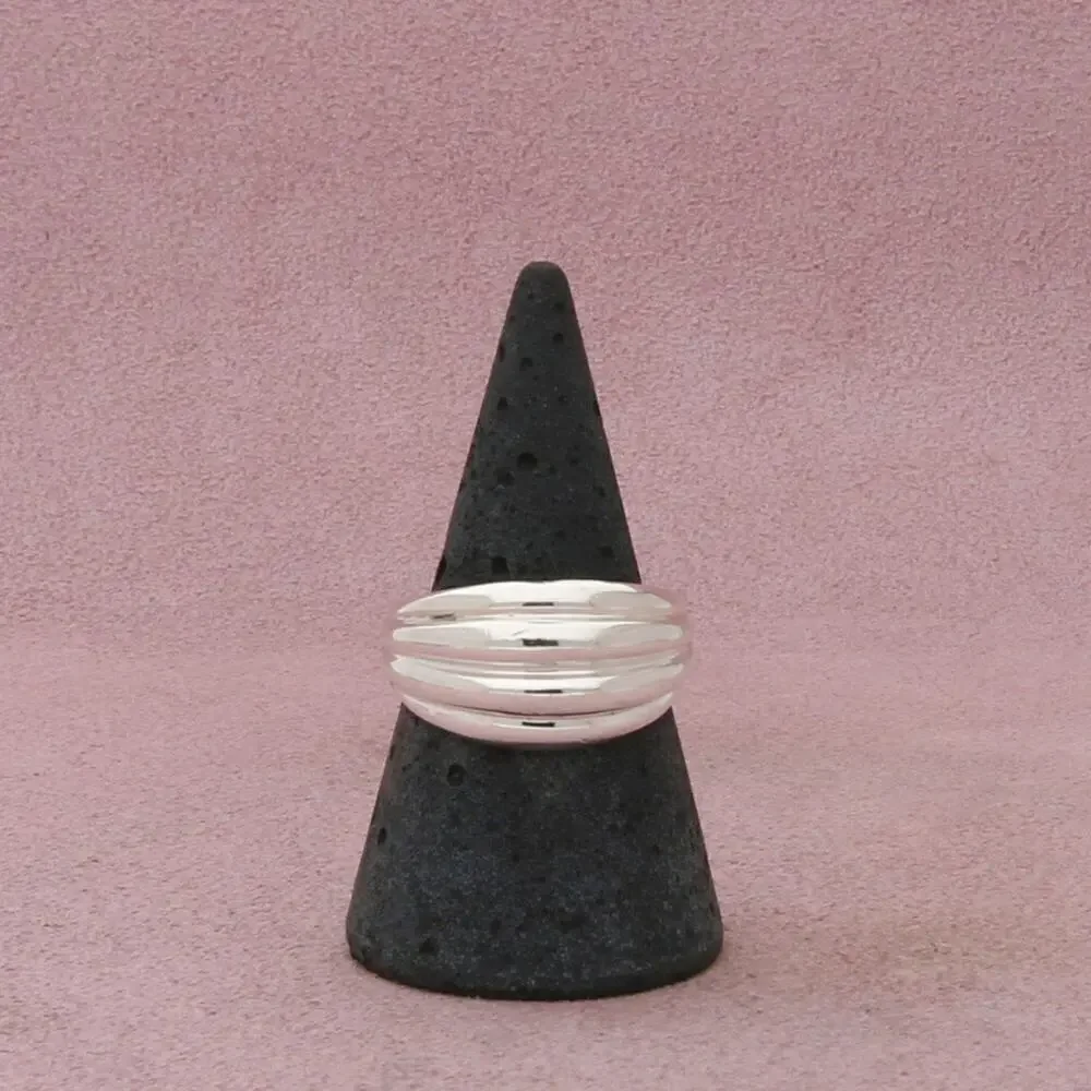 sterling silver vintage scalloped band ring size 8.5